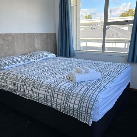 Avon Apartments Hamilton Bagian luar foto