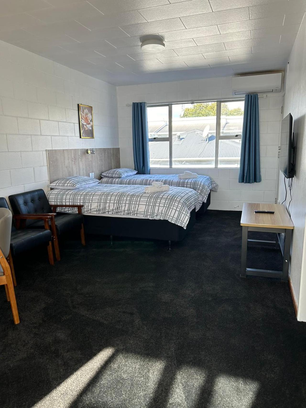 Avon Apartments Hamilton Bagian luar foto